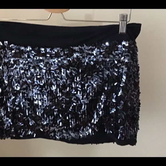 Sequin mini skirt O/S - Picture 3 of 3